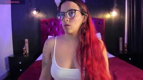 Snapshot of laia_jonees chatting on October 28, 1:14 pm Laia  online show from October 28, 1:14 pm