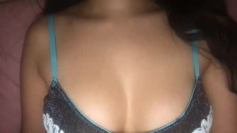 Snapshot of lailayousef chatting on January 5, 6:02 am Laila Yousef online show from January 5, 6:02 am