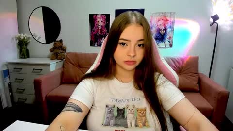 Kira online show from September 11, 7:25 pm