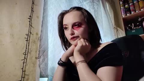 laizymarymur online show from February 14, 7:16 am