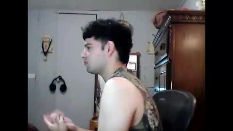 Snapshot of lakewood4523 chatting on March 28, 5:18 am Carlosss online show from March 28, 5:18 am