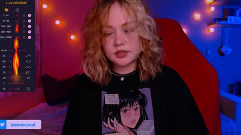 Snapshot of lala_loulou chatting on December 21, 9:25 pm Nicky online show from December 21, 9:25 pm