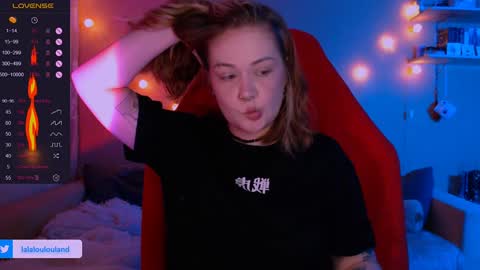 Snapshot of lala_loulou chatting on December 27, 9:11 pm Nicky online show from December 27, 9:11 pm