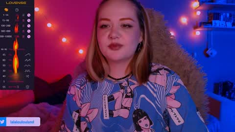 Snapshot of lala_loulou chatting on January 5, 5:09 am Nicky online show from January 5, 5:09 am