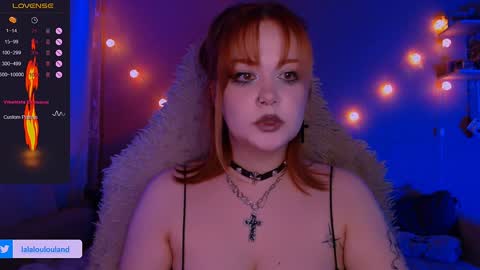 Snapshot of lala_loulou chatting on February 2, 3:17 pm Nicky online show from February 2, 3:17 pm