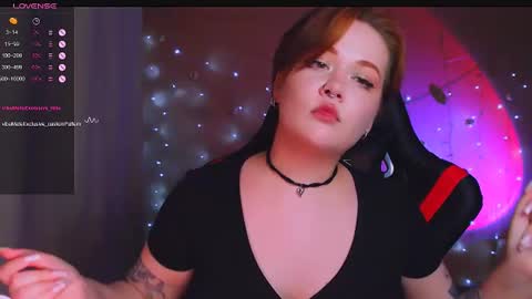 Snapshot of lala_loulou chatting on June 13, 6:17 pm Nicky online show from June 13, 6:17 pm