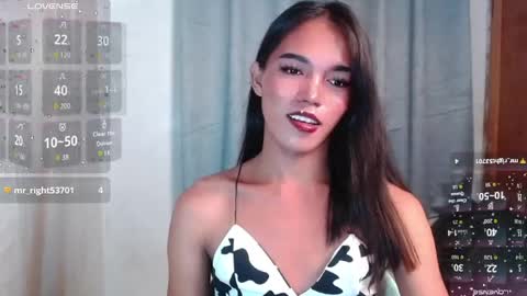 Snapshot of lala_moves chatting on June 2, 2:30 pm Joxie online show from June 2, 2:30 pm