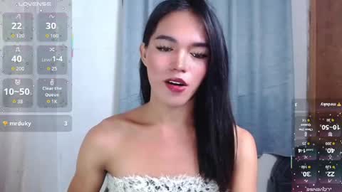 Snapshot of lala_moves chatting on June 21, 10:12 pm Joxie online show from June 21, 10:12 pm