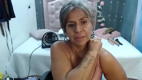 lalisha online show from February 16, 2:09 am