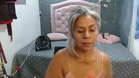 Snapshot of lalisha_96 chatting on July 7, 1:52 am lalisha online show from July 7, 1:52 am