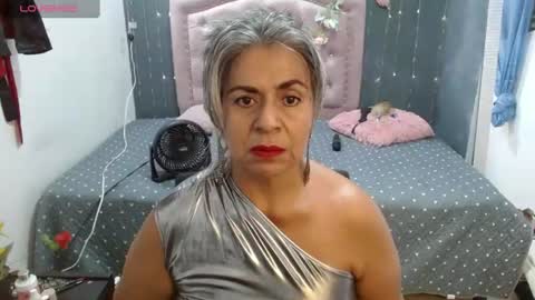 Snapshot of lalisha_96 chatting on July 8, 12:48 am lalisha online show from July 8, 12:48 am