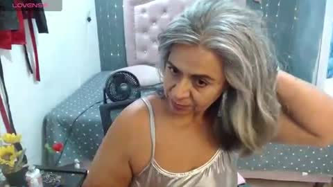 Snapshot of lalisha_96 chatting on July 10, 12:26 am lalisha online show from July 10, 12:26 am