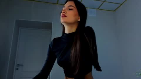 Snapshot of lallycute chatting on June 1, 1:07 am Lali online show from June 1, 1:07 am