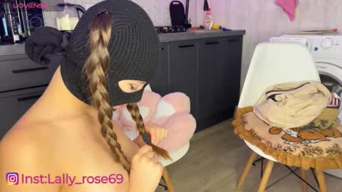 lallyrose69 online show from November 10, 9:19 am
