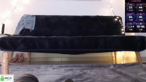 Snapshot of lalolaonly chatting on February 9, 5:22 pm Lola online show from February 9, 5:22 pm