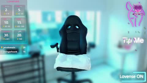 Laly online show from January 25, 7:49 pm