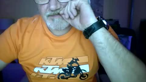 lamabama online show from December 3, 9:46 pm