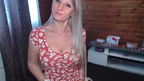 LaMadrina006 online show from February 25, 11:09 am