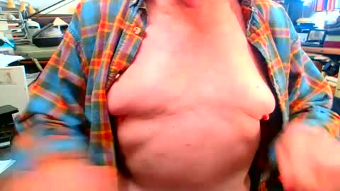 lamarbrazil online show from January 2, 11:06 pm