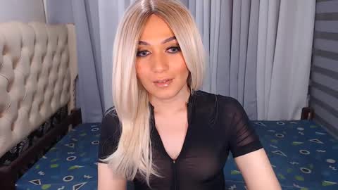 Snapshot of lamerystone chatting on February 10, 4:08 am Lamery online show from February 10, 4:08 am