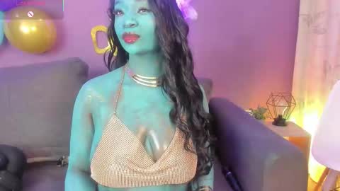 Snapshot of lana__beaux chatting on October 11, 9:02 pm online show from October 11, 9:02 pm