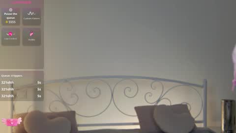 Liana online show from February 12, 2:56 pm