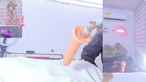 Lana online show from April 22, 9:11 am