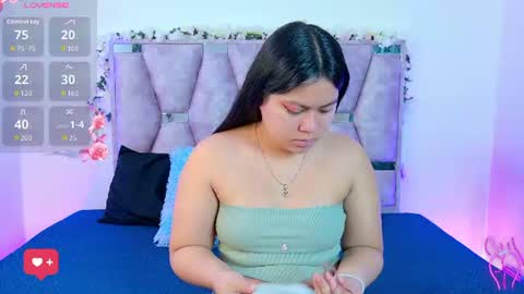 Snapshot of lana_bennett69 chatting on June 26, 11:03 am Lana online show from June 26, 11:03 am