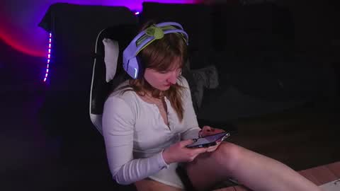 Kay online show from November 6, 7:59 pm