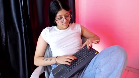 ... .          . ... online show from January 15, 4:11 pm