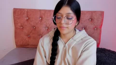 ... .          . ... online show from February 25, 6:20 pm