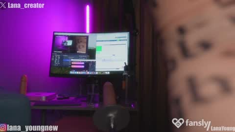 Snapshot of lana_fit chatting on January 29, 5:40 am f online show from January 29, 5:40 am