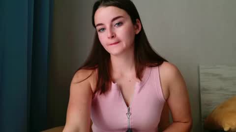 Snapshot of lana_gl chatting on April 27, 7:17 am lana_gl online show from April 27, 7:17 am