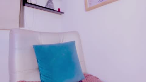 LANA online show from December 17, 2:12 am