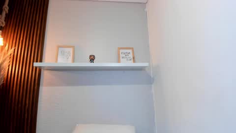 Snapshot of lana_jonnes_ chatting on October 3, 3:03 am Lana     igauroraaaaaaaaa 1 online show from October 3, 3:03 am