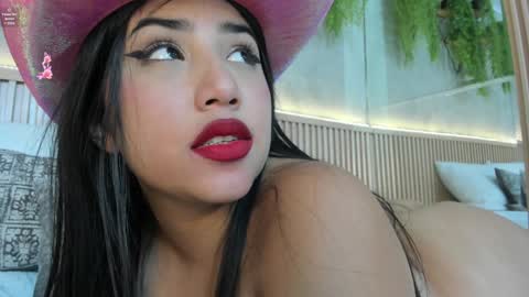 lana_lann online show from January 24, 5:53 pm