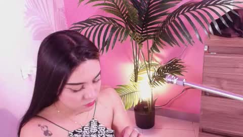 Snapshot of lana_ortega chatting on October 27, 3:43 am LANA online show from October 27, 3:43 am