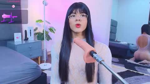 valentino moon online show from March 20, 11:53 pm