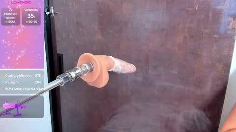 Snapshot of lana_valkova chatting on February 9, 10:42 am Lana online show from February 9, 10:42 am