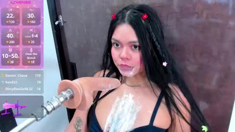 Snapshot of lana_valkova chatting on February 11, 6:11 pm Lana online show from February 11, 6:11 pm