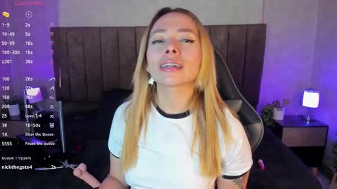 Lana online show from November 9, 3:38 am