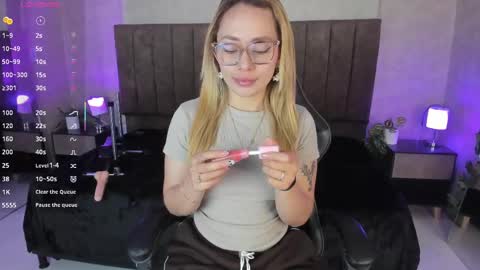 Lana online show from November 15, 5:05 am