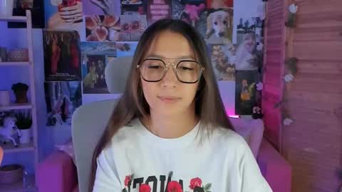 Snapshot of lanabakers chatting on February 24, 2:40 am LanaBakers NONUDE MODEL online show from February 24, 2:40 am