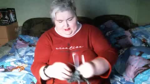Snapshot of lanacat555 chatting on January 20, 11:32 pm lanacat555 online show from January 20, 11:32 pm