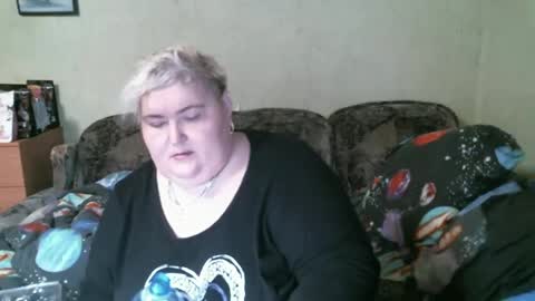 Snapshot of lanacat555 chatting on February 2, 3:39 pm lanacat555 online show from February 2, 3:39 pm