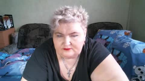 Snapshot of lanacat555 chatting on February 6, 12:26 pm lanacat555 online show from February 6, 12:26 pm