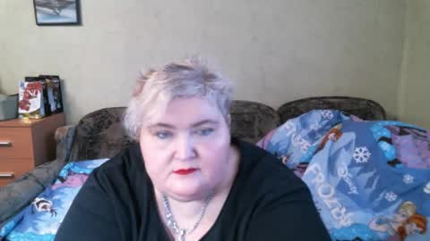 Snapshot of lanacat555 chatting on February 7, 2:15 pm lanacat555 online show from February 7, 2:15 pm