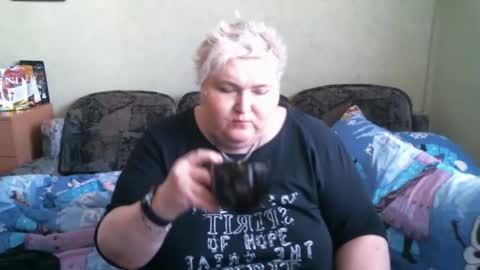 Snapshot of lanacat555 chatting on February 10, 9:47 am lanacat555 online show from February 10, 9:47 am