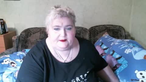 Snapshot of lanacat555 chatting on February 10, 6:24 pm lanacat555 online show from February 10, 6:24 pm