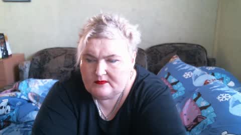 Snapshot of lanacat555 chatting on February 11, 11:32 am lanacat555 online show from February 11, 11:32 am